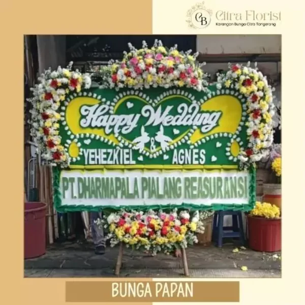 Bunga Papan Happy Wedding